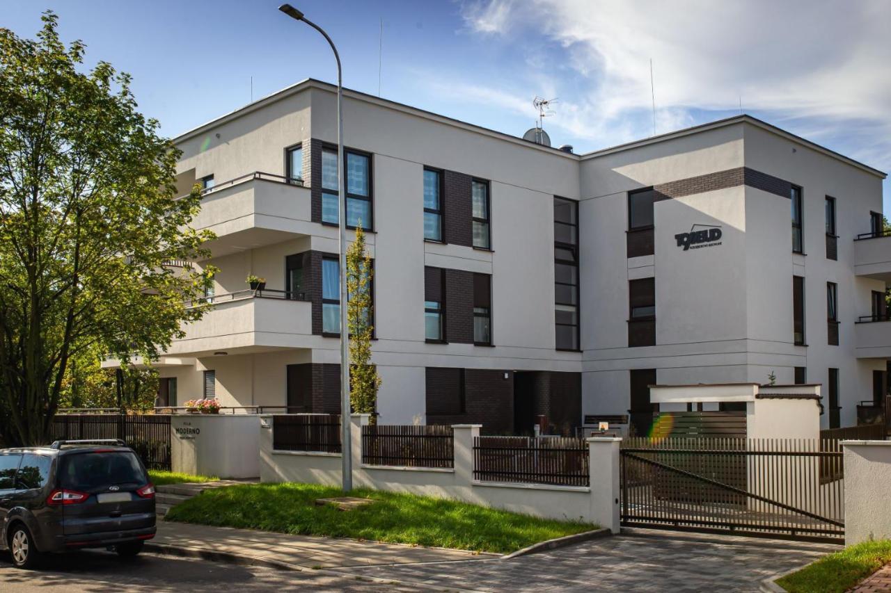 A1 Moderno Parking Apartment